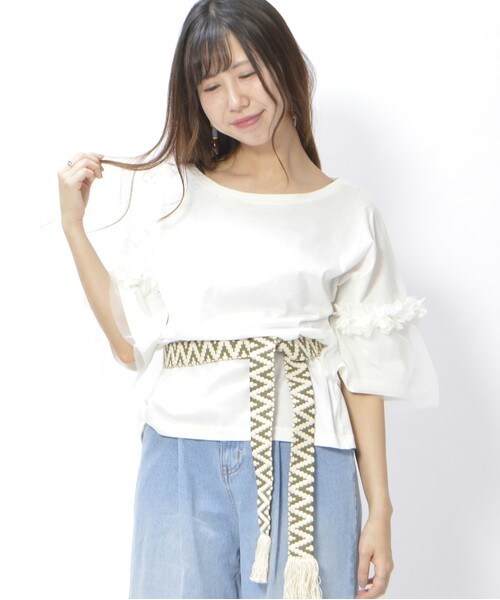 archives（アルシーヴ）の「フラワーチュール袖Ｔ（Tシャツ/カットソー・レディース・オフホワイト/ブラック/カーキ・MEDIUM）」の2枚目の写真