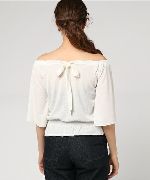 archives（アルシーヴ）の「カットッジャガードオフショルプルオーバー（Tシャツ/カットソー・レディース・オフホワイト/ブラック/レッド・MEDIUM）」の6枚目の写真