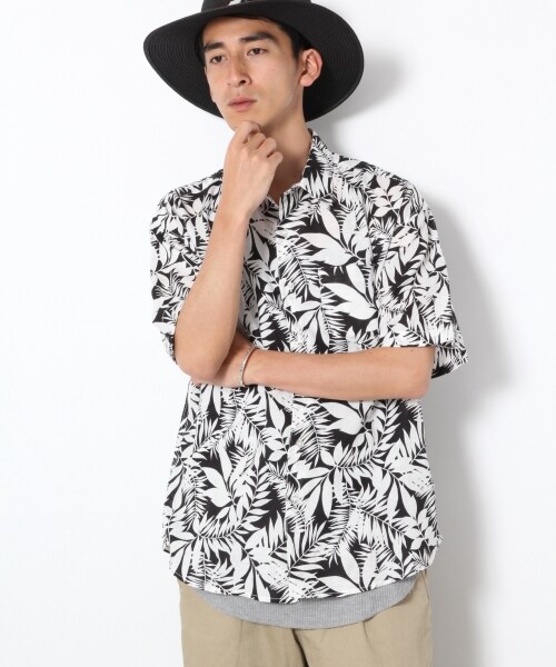 RAGEBLUE（レイジブルー）の「綿麻ボタニカルシャツ（トップス・ホワイト系/グレー系/ベージュ系）」の4枚目の写真