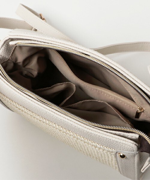matelasse durer（マトラッセ デュレ）の「バイカラー異素材ショルダーＢＡＧ（ショルダーバッグ・レディース・オフホワイト/ブラウン・フリー）」の6枚目の写真