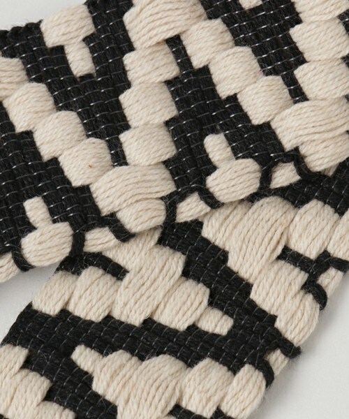 archives（アルシーヴ）の「アフガン調ナロウベルト（ベルト・レディース・ブラック/カーキ・MEDIUM）」の4枚目の写真