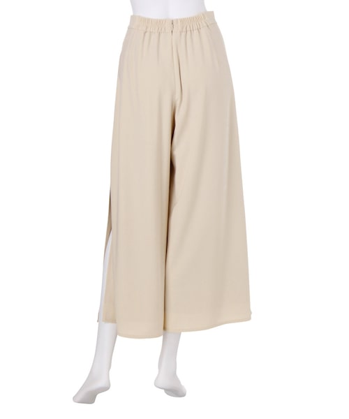 MERCURYDUO（マーキュリーデュオ）の「ジョーゼットサイドスリットフレアパンツ（パンツ・レディース・オフホワイト/ブラック/ベージュ・F）」の9枚目の写真