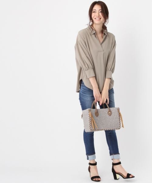 Andemiu（アンデミュウ）の「サイドアミアゲＢＯＸトート（バッグ・グレー/ブラック）」の4枚目の写真