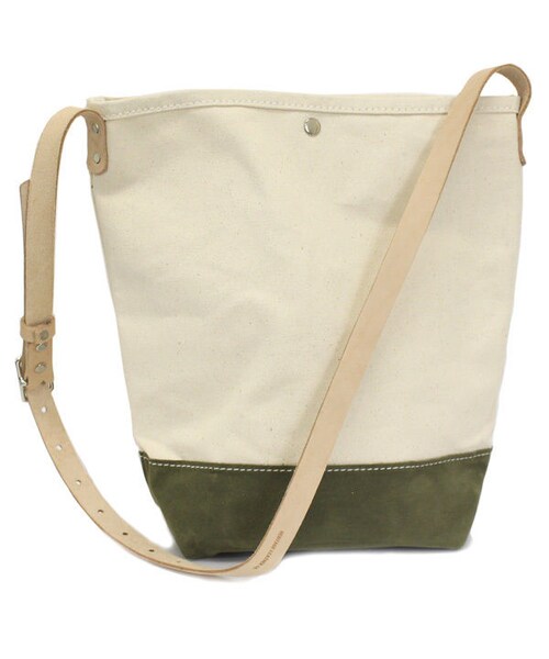 HERITAGE LEATHER（ヘリテージレザー）の「"NEW"　 HERITAGE LEATHER CO. 　BUCKET SHOULDER BAG（ショルダーバッグ・レディース・その他）」の3枚目の写真