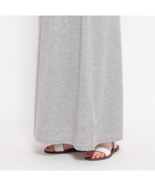 OZOC（オゾック）の「フレア袖マキシワンピース（ワンピース/ドレス・レディース・グレー/ブラック/ネイビー・その他）」の9枚目の写真