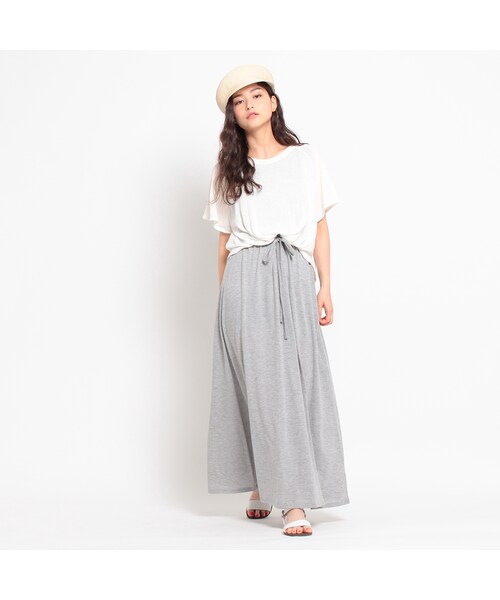 OZOC（オゾック）の「フレア袖マキシワンピース（ワンピース/ドレス・レディース・グレー/ブラック/ネイビー・その他）」の4枚目の写真