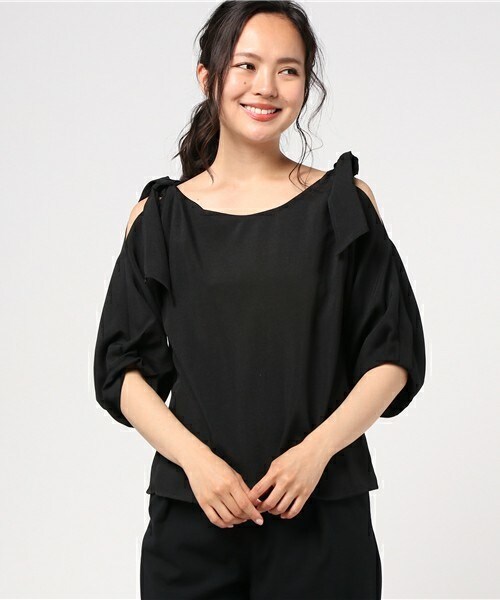 archives（アルシーヴ）の「肩リボンブラウス（シャツ/ブラウス・レディース・オフホワイト/ホワイト×ブルー/ブラック・MEDIUM）」の12枚目の写真