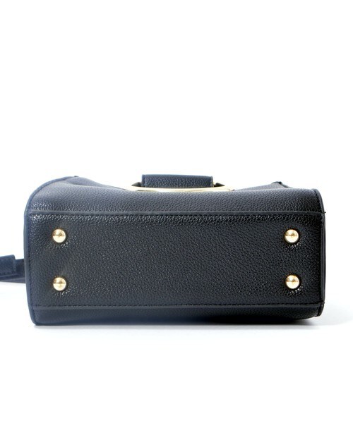 archives（アルシーヴ）の「リングハンドルスクエアミニショルダー（ショルダーバッグ・レディース・ブラック/マスタード/ピンク・MEDIUM）」の8枚目の写真