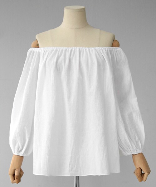 DHOLIC(ディーホリック)の「ソリッドカラーオフショルダ―コットンブラウス(シャツ/ブラウス・レディース・ライトグリーン/ホワイト/ライトベージュ/ブラック・FREE)」の2枚目の写真