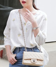 DHOLIC | 2TYPEフラワー刺繍Vネックブラウス(シャツ/ブラウス)