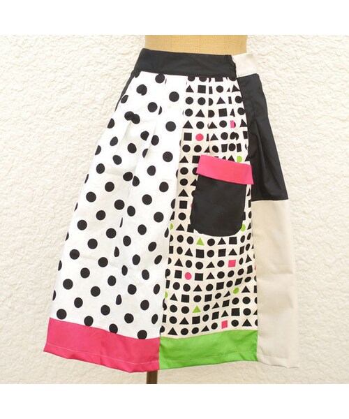 NIRAME.CO（ニラメッコ）の「お手伝いスカート　～白黒遊び～（スカート・レディース・その他）」の3枚目の写真