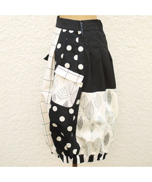 NIRAME.CO（ニラメッコ）の「気球スカート　～モノトーン～（スカート・レディース・その他）」の5枚目の写真