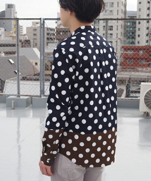 FRAPBOIS（フラボア）の「クオータースイッチ（シャツ/ブラウス・メンズ・ホワイト/ネイビー・2/3）」の7枚目の写真