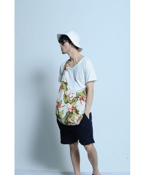 VIRGOwearworks（ヴァルゴウェアワークス）の「LANTANA ALOHA BAG アロハ柄バッグ（バッグ・メンズ・BLACK/WHITE/RED）」の6枚目の写真