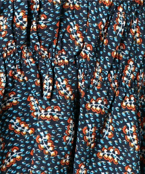 archives（アルシーヴ）の「シフォンプリントキャミ（シャツ/ブラウス・レディース・オフホワイト/ネイビー/マスタード・MEDIUM）」の12枚目の写真