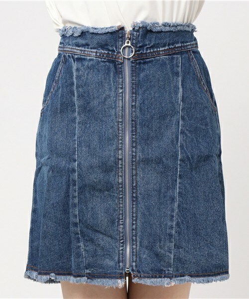 archives（アルシーヴ）の「フリンジＺＩＰデニムスカート（デニムスカート・レディース・ブルー/サックスブルー・MEDIUM）」の6枚目の写真