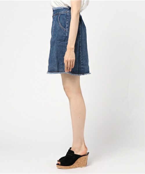 archives（アルシーヴ）の「フリンジＺＩＰデニムスカート（デニムスカート・レディース・ブルー/サックスブルー・MEDIUM）」の4枚目の写真
