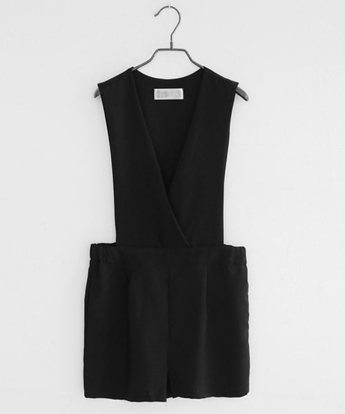 DHOLIC（ディーホリック）の「Vネックスリーブレスショートオールインワン（つなぎ/オールインワン・レディース・FREE）」の2枚目の写真