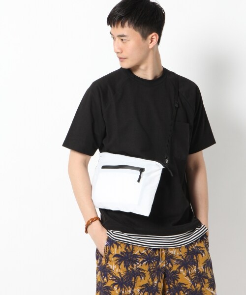 GLOBAL WORK（グローバルワーク）の「ナイロンカラーサコッシュ（バッグ・ホワイト/ブラック/オレンジ/ネイビー）」の9枚目の写真