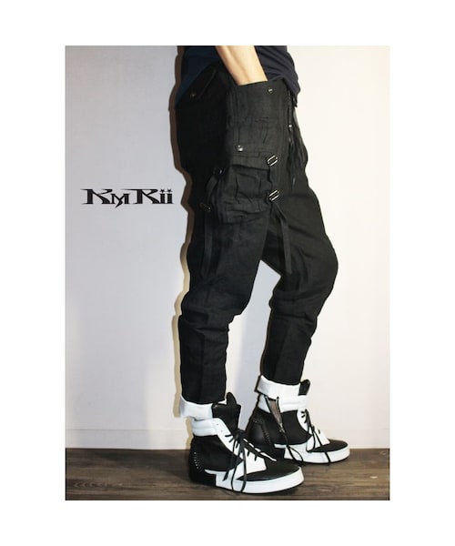 KMRii（ケムリ）の「KMRii ・ケムリ・LINEN CARGO PANTS・ブラック