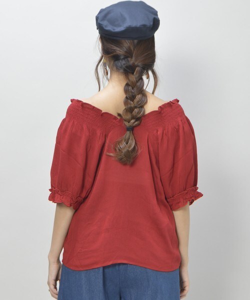 archives（アルシーヴ）の「袖ボリュームブラウス（シャツ/ブラウス・レディース・オフホワイト/ブラック/ワイン・MEDIUM）」の5枚目の写真