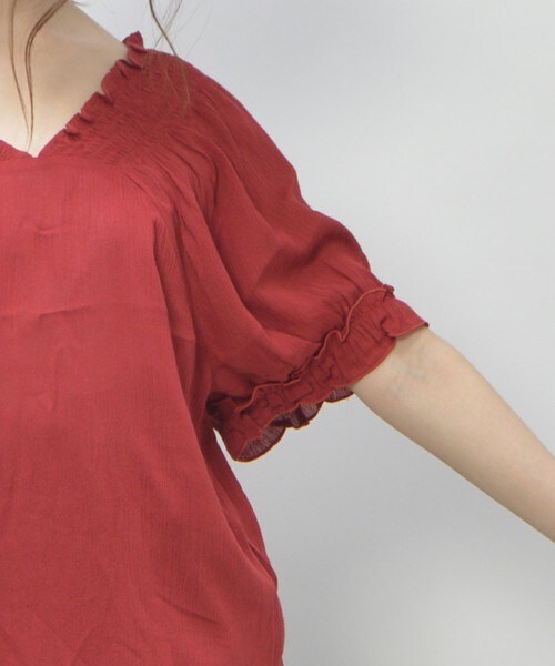 archives（アルシーヴ）の「袖ボリュームブラウス（シャツ/ブラウス・レディース・オフホワイト/ブラック/ワイン・MEDIUM）」の6枚目の写真