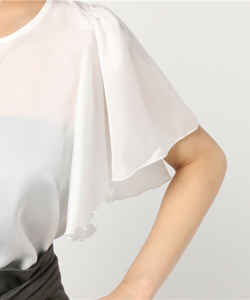 archives（アルシーヴ）の「ペプラムベルト付フレア袖プルオーバー（シャツ/ブラウス・レディース・オフホワイト/ブラック/シルバーグレー・MEDIUM）」の9枚目の写真