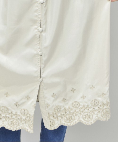 archives（アルシーヴ）の「デシンスカラ刺繍シャツワンピース（シャツワンピース・レディース・オフホワイト/カーキ/ネイビー・MEDIUM）」の10枚目の写真