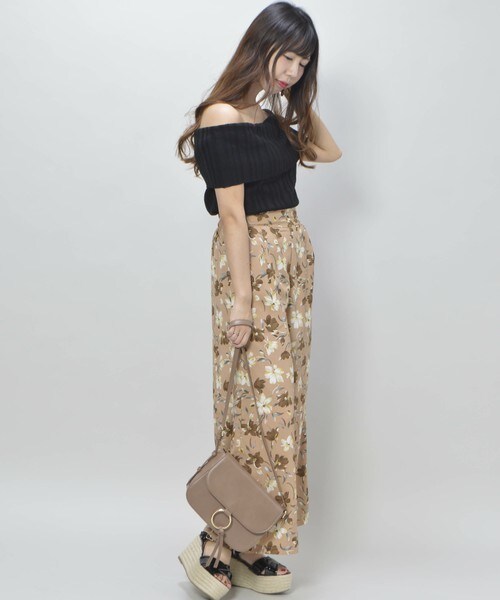 archives（アルシーヴ）の「ファスナースリット花柄ワイドパンツ（その他パンツ・レディース・アイボリー/ベージュ/ネイビー・MEDIUM）」の6枚目の写真