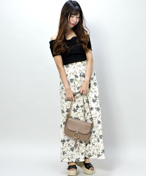 archives（アルシーヴ）の「ファスナースリット花柄ワイドパンツ（その他パンツ・レディース・アイボリー/ベージュ/ネイビー・MEDIUM）」の5枚目の写真