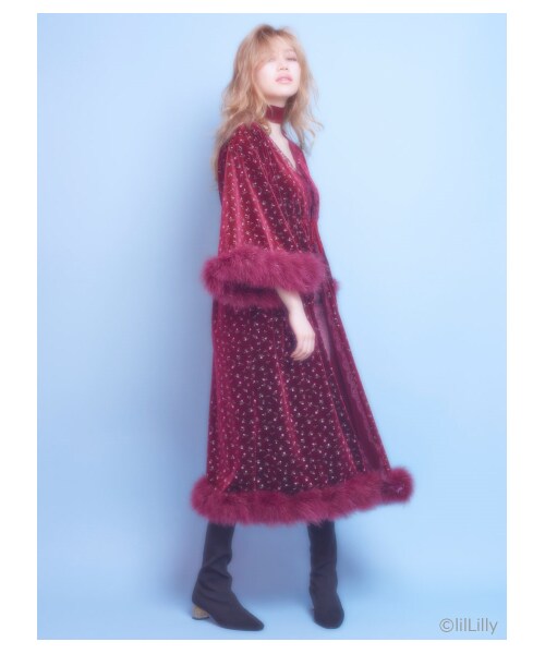 lilLilly（リルリリー）の「フラワーベルベットフェザーガウン 