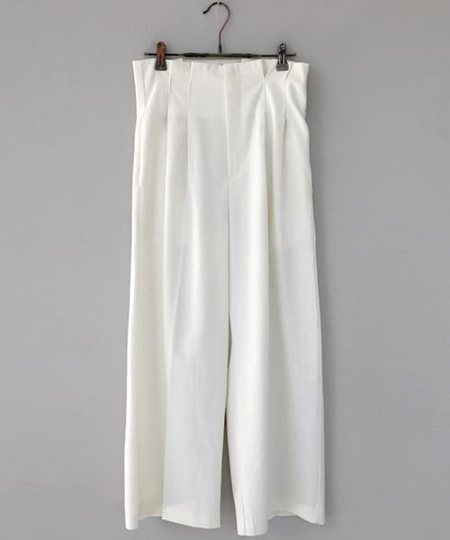 DHOLIC（ディーホリック）の「ツータックハイウエストワイドパンツ（その他パンツ・レディース・S/M）」の2枚目の写真