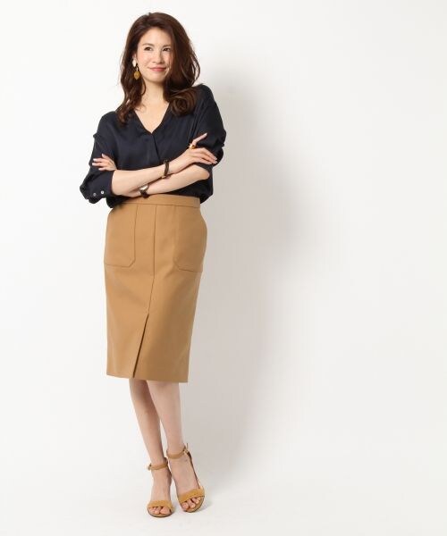 BABYLONE（バビロン）の「マエベンツタイト スカート（スカート・キャメル/グリーン/ネイビー）」の4枚目の写真