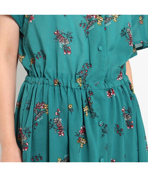 OZOC（オゾック）の「ベルト付総柄シャツワンピース（ワンピース/ドレス・レディース・グリーン/オフホワイト/マスタード/ブラック・その他）」の11枚目の写真