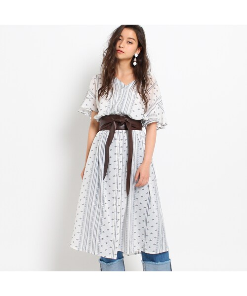 OZOC（オゾック）の「ベルト付総柄シャツワンピース（ワンピース/ドレス・レディース・グリーン/オフホワイト/マスタード/ブラック・その他）」の3枚目の写真