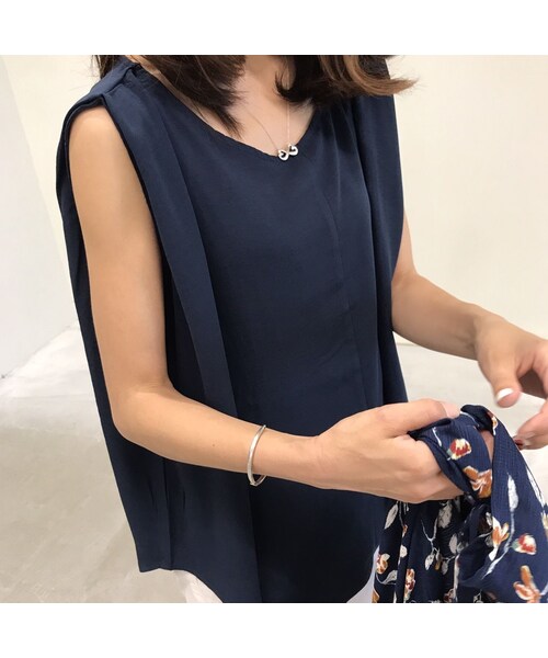 copine(コピン)の「アシンメトリーヘムノースリーブブラウス(4color)【クリックポスト対象商品】(Tシャツ/カットソー・レディース・その他)」の4枚目の写真