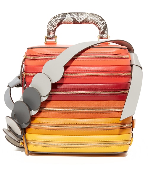 ANYA HINDMARCH（アニヤハインドマーチ）の「Anya Hindmarch Six Zip