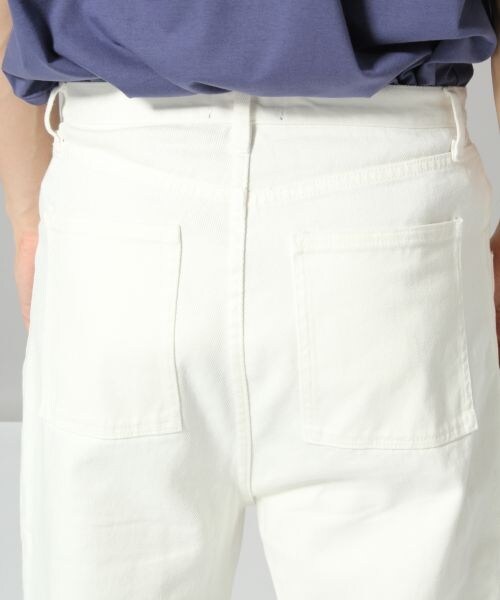HARE（ハレ）の「ワークデザインデニムパンツ（パンツ・オフホワイト/ライトブルー）」の11枚目の写真