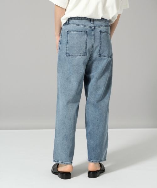 HARE（ハレ）の「ワークデザインデニムパンツ（パンツ・オフホワイト/ライトブルー）」の8枚目の写真