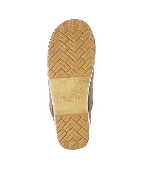 dansko（ダンスコ）の「Women's Dansko Distressed Professional Clog（サンダル・レディース・Brown・5.5-6US / 36EU M/6.5-7US / 37EU M/7.5-8US / 38EU M/8.5-9US / 39EU M/9.5-10US / 40EU M/10.5-11US / 41EU M/11.5-12US / 42EU M）」の4枚目の写真