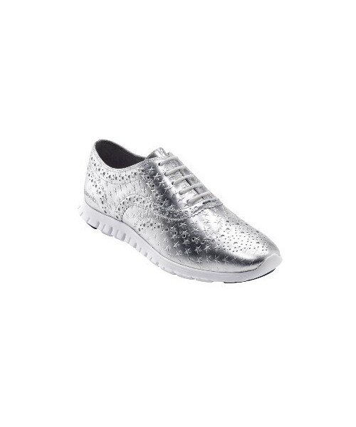 COLE HAAN(コールハーン)の「Women's Cole Haan 'Zerogrand' Perforated Wingtip(スニーカー・レディース・White・6 B/6.5 B/7.5 B/8 B/8.5 B/9 B/9.5 B/10 B)」の1枚目の写真
