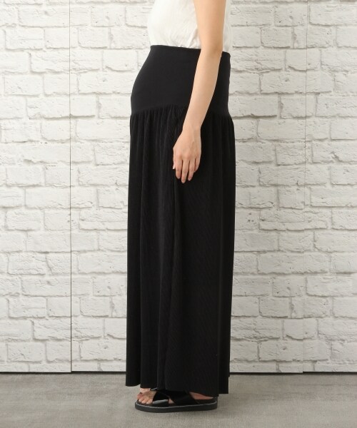 LEPSIM（レプシィム）の「マタニティ／アコーディオンプリーツ（パンツ・ブラック/ライトベージュ/グレージュ）」の4枚目の写真