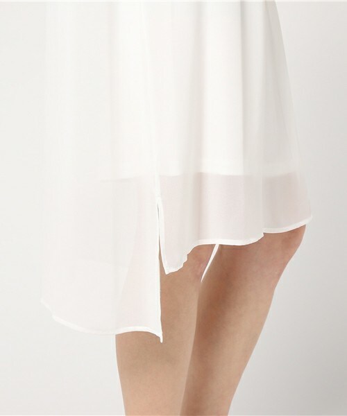 archives(アルシーヴ)の「シアーシャツワンピ×インナーセット(ワンピース・レディース・オフホワイト/ブラック/ワイン・MEDIUM)」の13枚目の写真