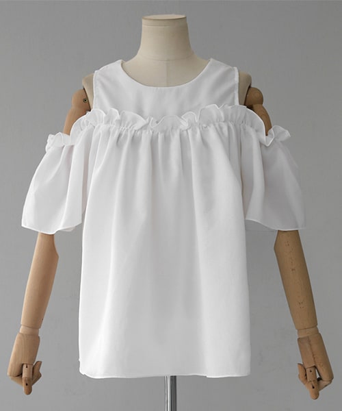 DHOLIC（ディーホリック）の「ショルダーカットアウトフリルブラウス（シャツ/ブラウス・レディース・FREE）」の2枚目の写真