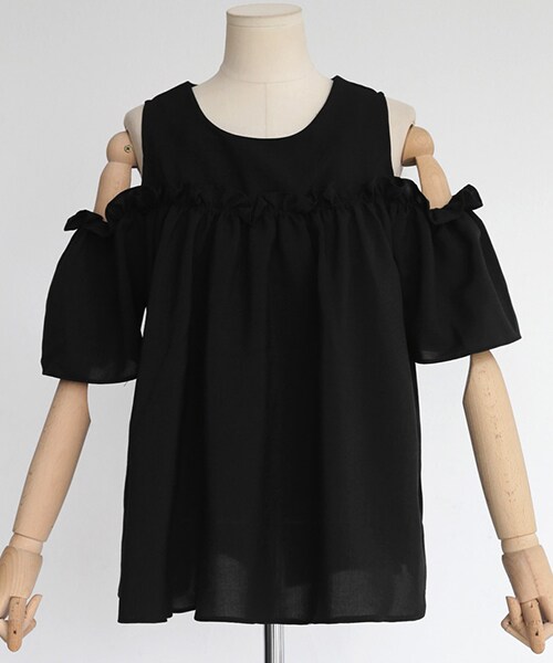 DHOLIC（ディーホリック）の「ショルダーカットアウトフリルブラウス（シャツ/ブラウス・レディース・FREE）」の3枚目の写真