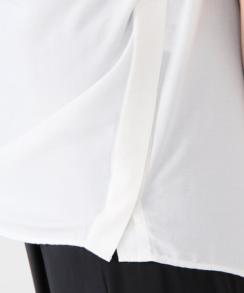 【新品タグ付】 Spick &amp; Span◆スピック＆スパン◆サイドベンツシャツ Spick & Span（スピックアンドスパン）の「サイドベンツシャツ