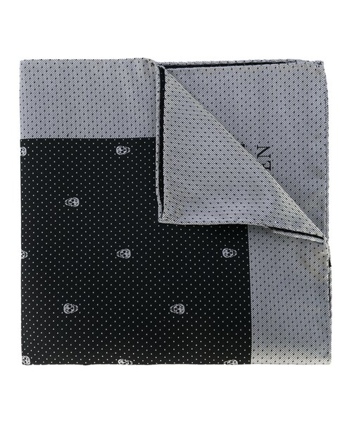 アレキサンダーマックイーン　シルクポケットチーフ　スカル　ミニスカーフ　虎　切手 アレキサンダーマックイーン シルクポケットチーフ スカル ミニ