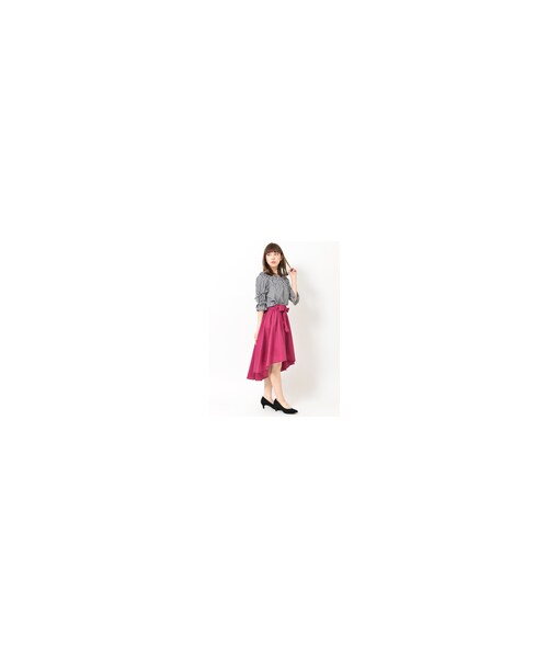 earth music&ecology（アースミュージックアンドエコロジー）の「【Special Price】・ベルト付きイレヘムスカート（スカート・ホワイト/ダークピンク/イエロー・F）」の5枚目の写真