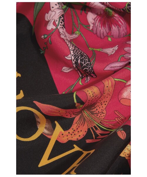 GUCCI（グッチ）の「Gucci - Printed Silk-twill Scarf - Red