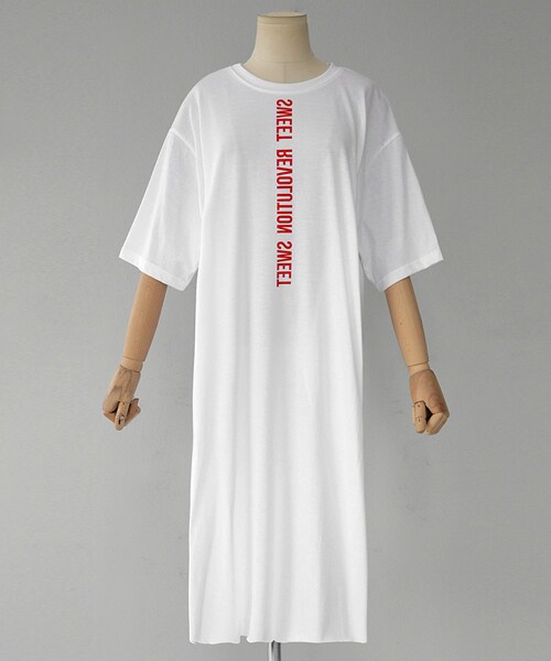 DHOLIC（ディーホリック）の「レタリングディープスリットロングTシャツ（Tシャツ/カットソー・レディース・FREE）」の2枚目の写真